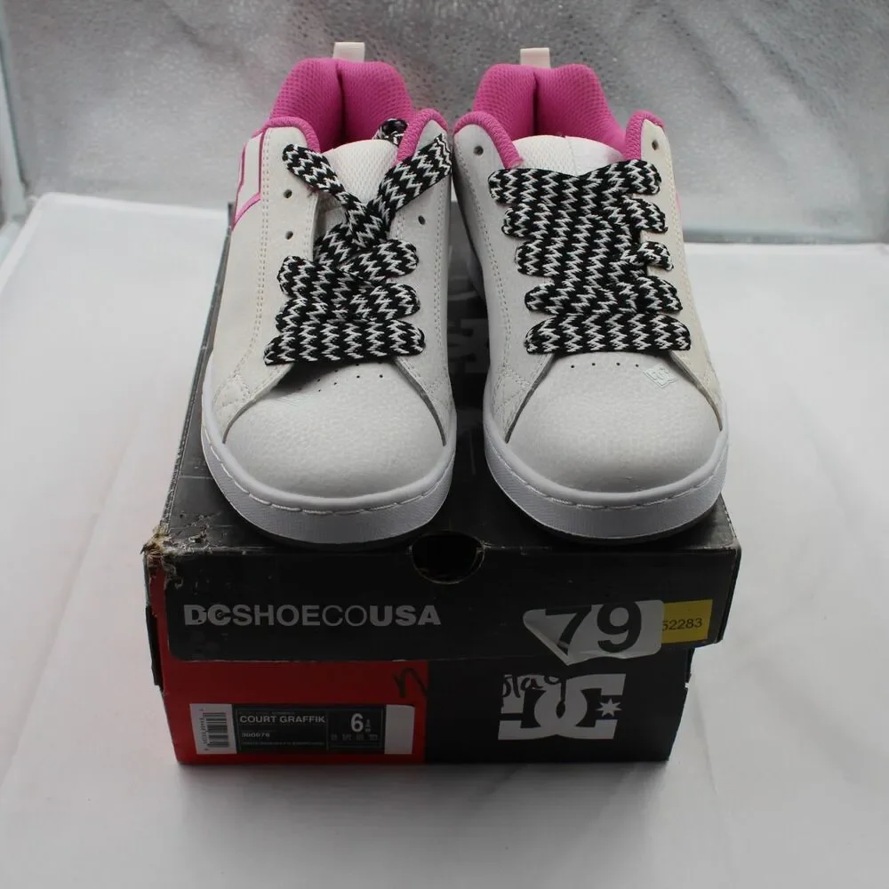 DC Court Graffik Size 6.5Y Youth Padded Low Top Skate Shoes Sneakers White Pink